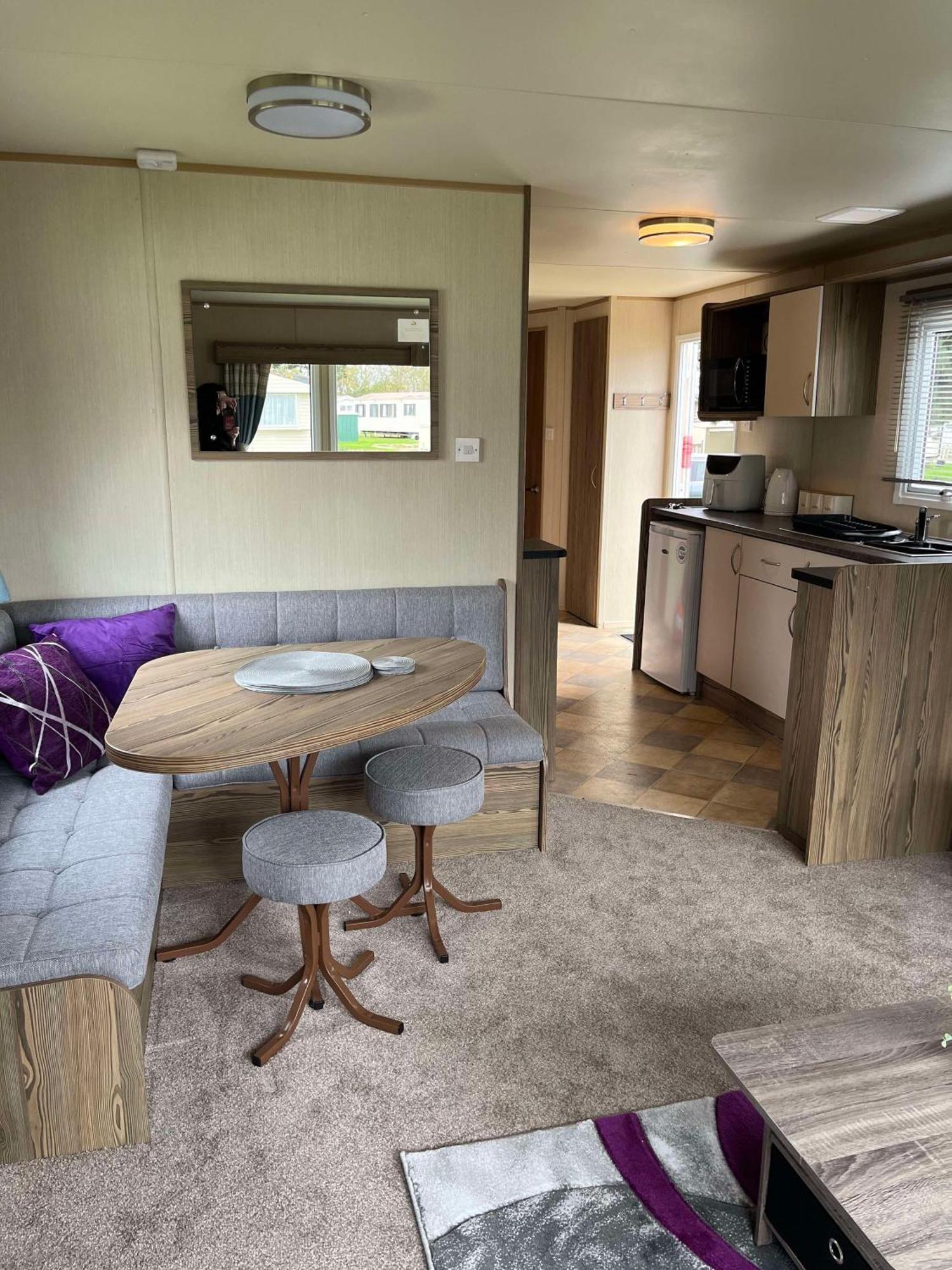 275 - Butlins Skegness, Pet Friendly And Wifi - Meadow Lakes Caravan & Lodge Hire Инголдмелс Экстерьер фото
